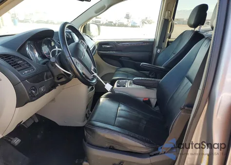 2016 Chrysler Town & Country Touring из США, поврежденный, VIN 2C4RC1BGXGR245113